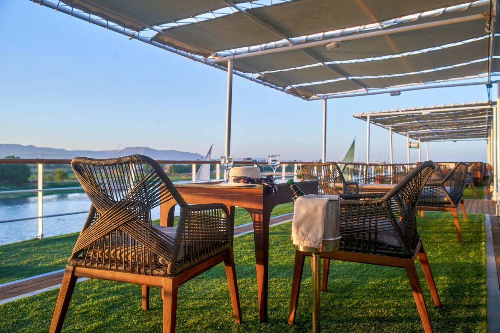 Moevenpick Royal Lily Nile Cruise, Every Monday Four Nights From Luxor, Every Friday Three Nights From Aswan - Including Excursions & Sightseeing Luaran gambar